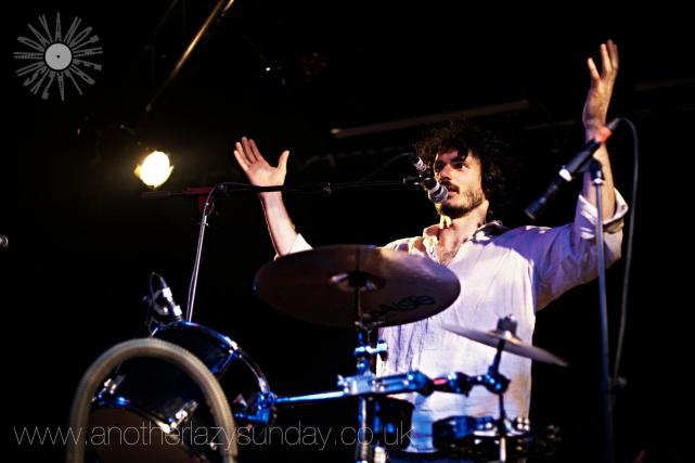 468050_399932890050264_520873906_o